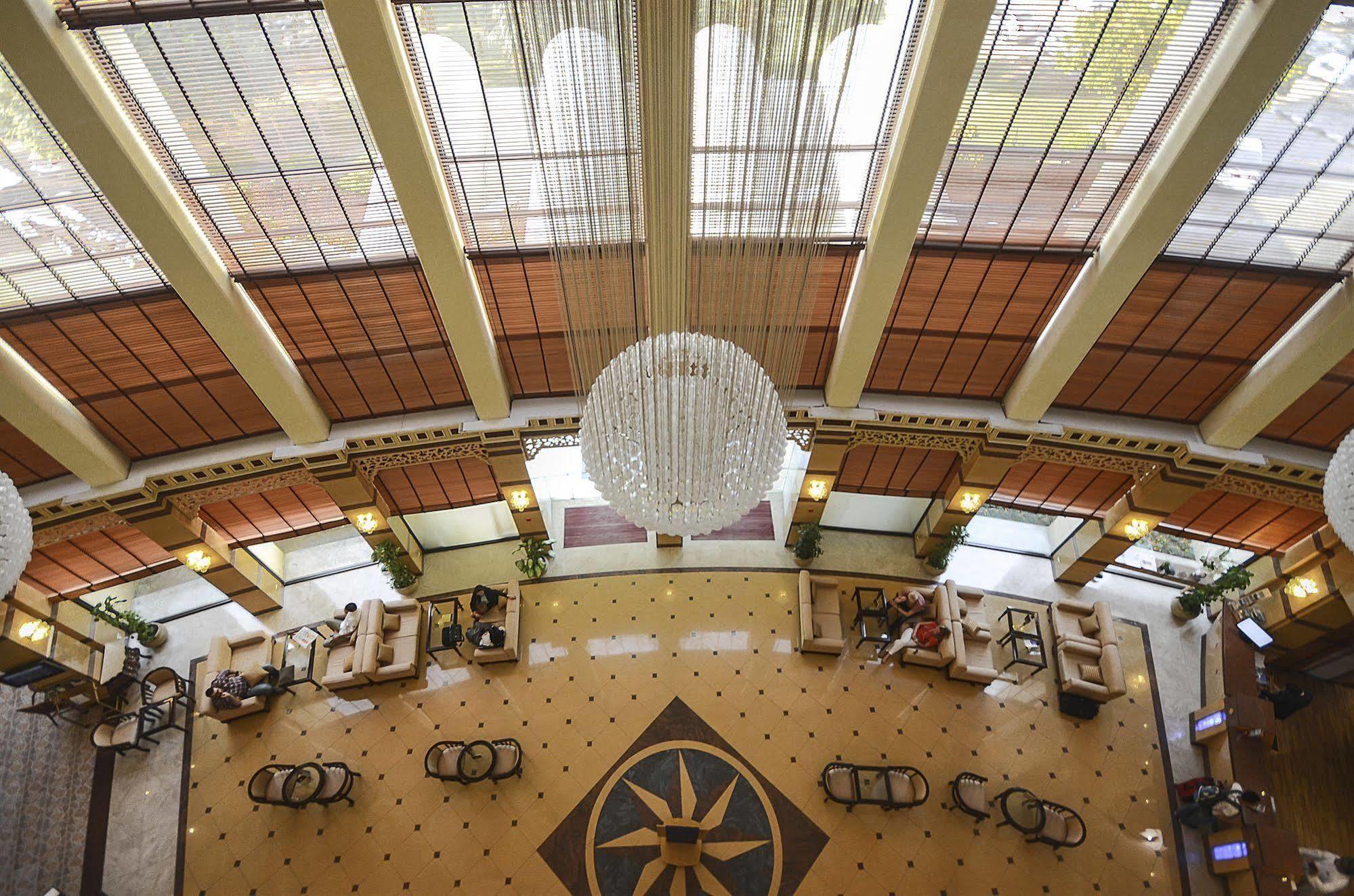 Golden Tulip Seeb Maskat Dış mekan fotoğraf