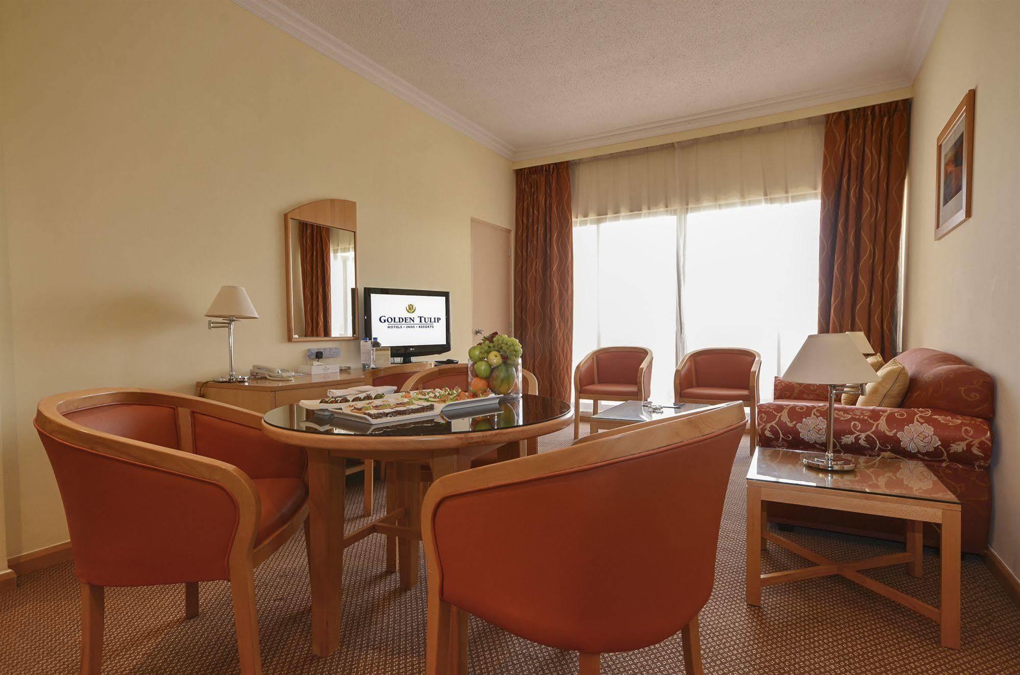 Golden Tulip Seeb Maskat Dış mekan fotoğraf